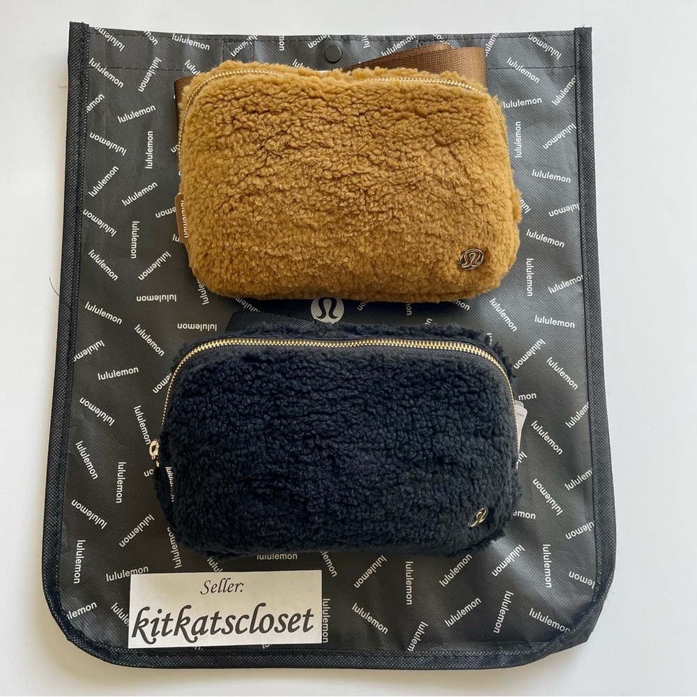 🆕 *GOLD HARDWARE* NWT 2022 lululemon everywhere belt bag fleece EBB 1L bundle